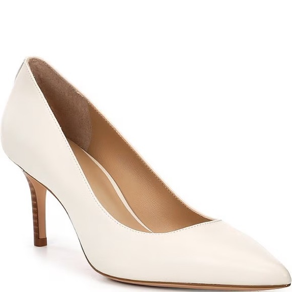 Like new Lauren Ralph Lauren Ivory Lanette Leather Pumps 7.5 - Picture 1 of 8